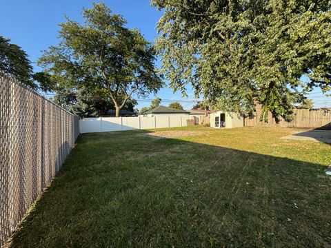 Tiny photo for 7838 W 73RD Place, Bridgeview, IL 60455 (MLS # 12484924)