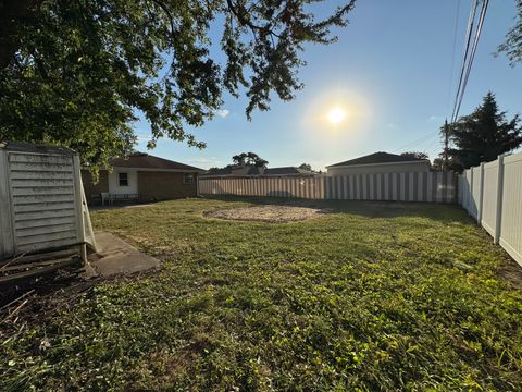 Tiny photo for 7838 W 73RD Place, Bridgeview, IL 60455 (MLS # 12484924)