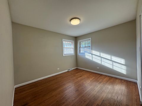 Tiny photo for 7838 W 73RD Place, Bridgeview, IL 60455 (MLS # 12484924)