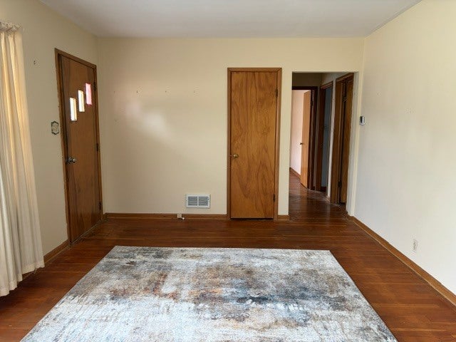 2108 Manor Lane