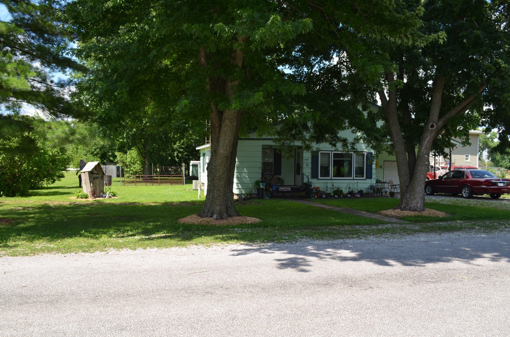 429 Meadow Street