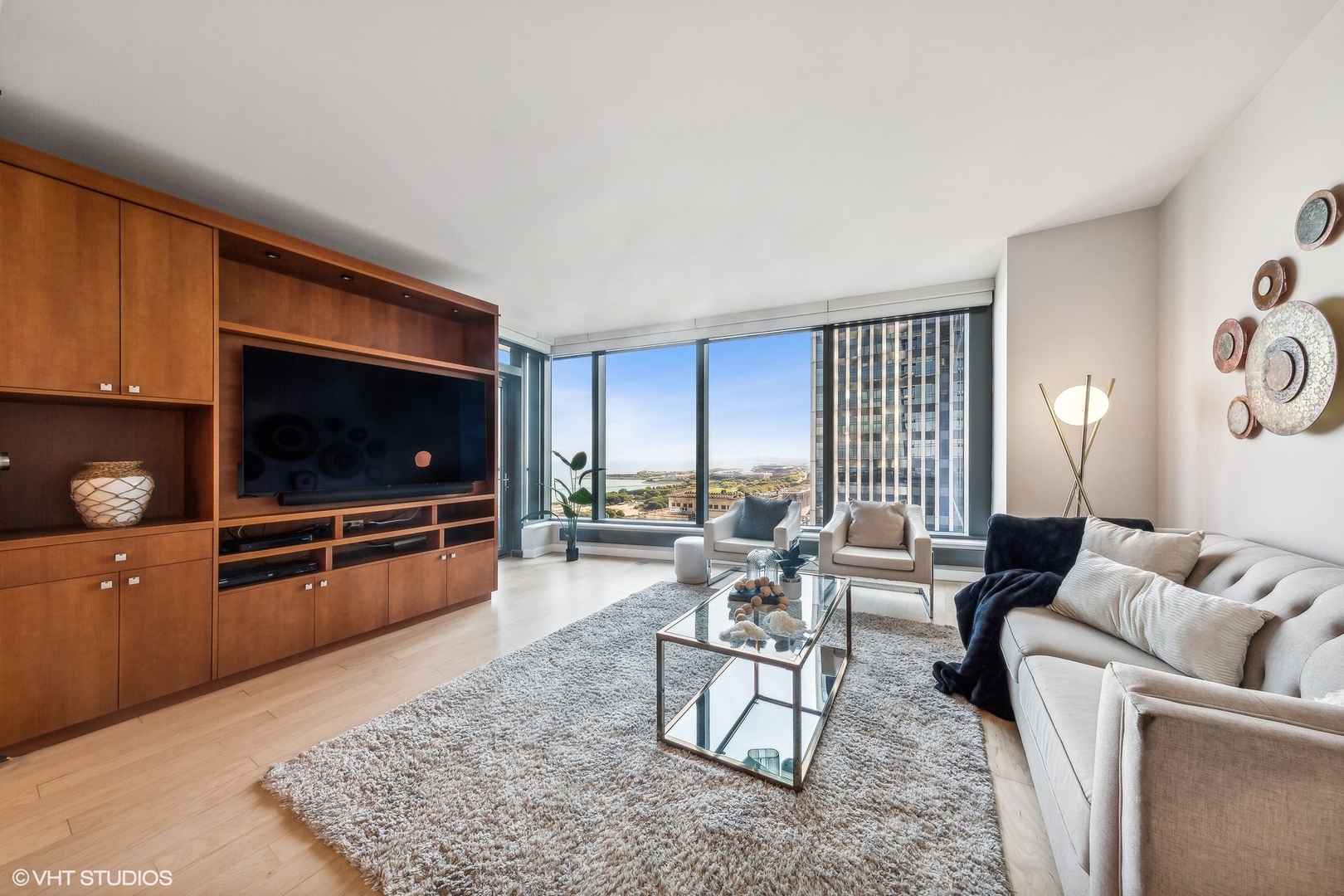 60 E Monroe Street 3103