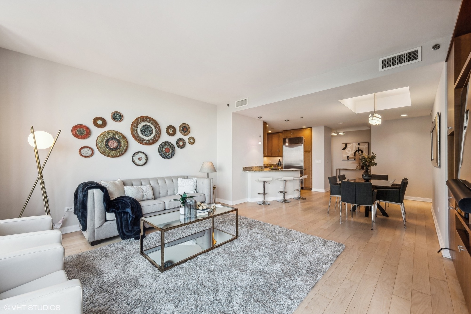 60 E Monroe Street 3103