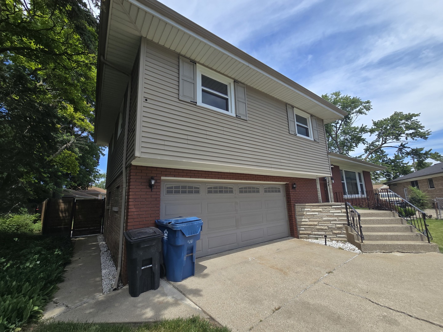 309 Streamside Drive