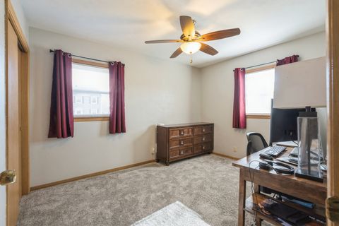 Tiny photo for 3323 25 Avenue, Rock Island, IL 61201 (MLS # 12548270)
