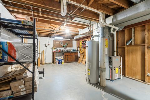 Tiny photo for 3323 25 Avenue, Rock Island, IL 61201 (MLS # 12548270)