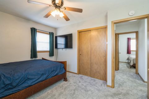 Tiny photo for 3323 25 Avenue, Rock Island, IL 61201 (MLS # 12548270)