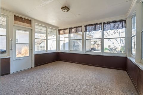 Tiny photo for 3323 25 Avenue, Rock Island, IL 61201 (MLS # 12548270)