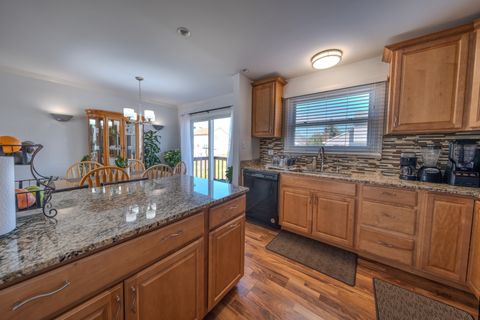 Tiny photo for 829 Prairie Avenue, Bartlett, IL 60103 (MLS # 12661869)