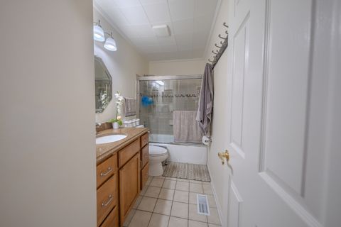 Tiny photo for 829 Prairie Avenue, Bartlett, IL 60103 (MLS # 12661869)