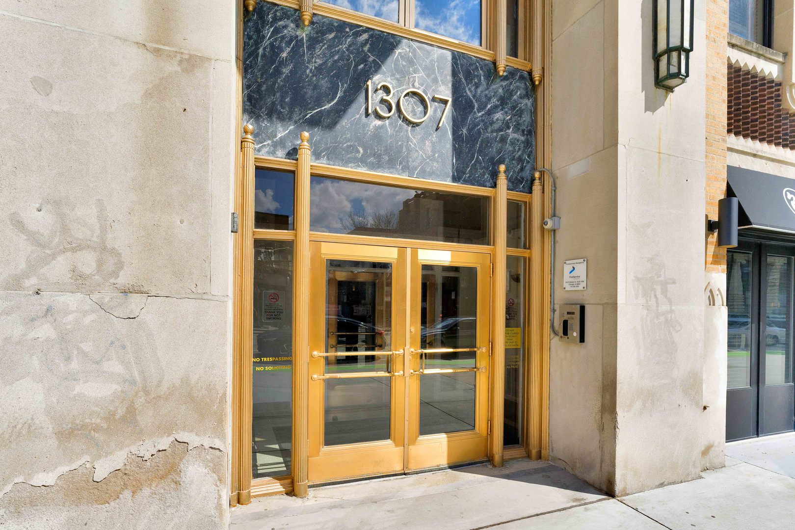 1307 S WABASH Avenue 504