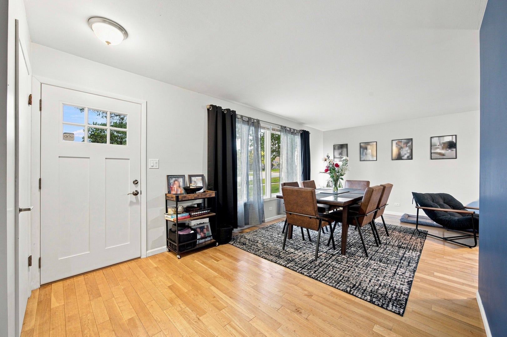 7307 W 113th Place