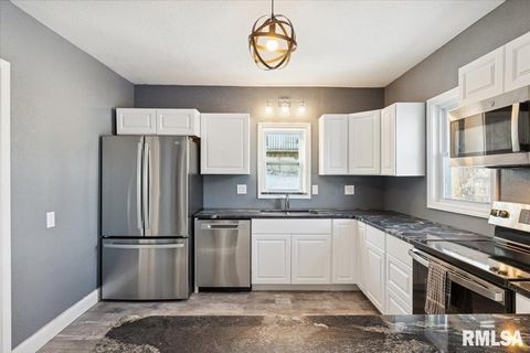 Tiny photo for 3312 GARFIELD Street, Clinton, IA 52732 (MLS # QC4269862)