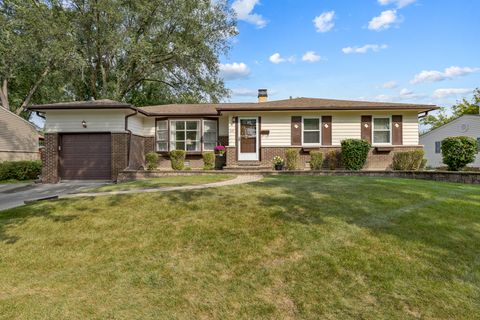 Photo of 243 N Richards Drive, Palatine, IL 60074 (MLS # 12502744)