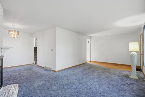 Tiny photo for 18021 Pin Oak Court, Tinley Park, IL 60477 (MLS # 12522764)