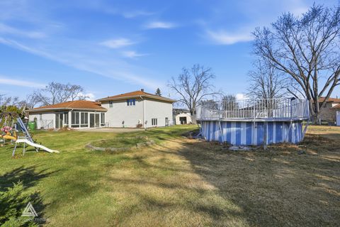 Tiny photo for 18021 Pin Oak Court, Tinley Park, IL 60477 (MLS # 12522764)