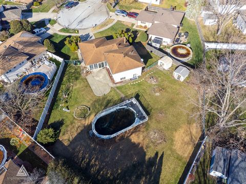 Tiny photo for 18021 Pin Oak Court, Tinley Park, IL 60477 (MLS # 12522764)