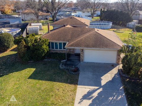 Tiny photo for 18021 Pin Oak Court, Tinley Park, IL 60477 (MLS # 12522764)