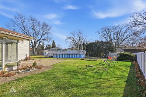 Tiny photo for 18021 Pin Oak Court, Tinley Park, IL 60477 (MLS # 12522764)