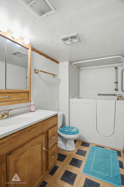 Tiny photo for 18021 Pin Oak Court, Tinley Park, IL 60477 (MLS # 12522764)