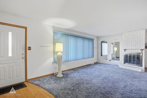 Tiny photo for 18021 Pin Oak Court, Tinley Park, IL 60477 (MLS # 12522764)