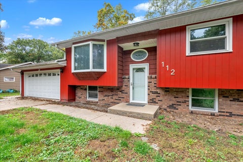 Tiny photo for 112 Hillcrest Drive, Geneseo, IL 61254 (MLS # 12791014)