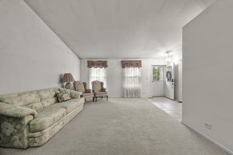 Tiny photo for 90 Sandhurst Road, Mundelein, IL 60060 (MLS # 12692827)