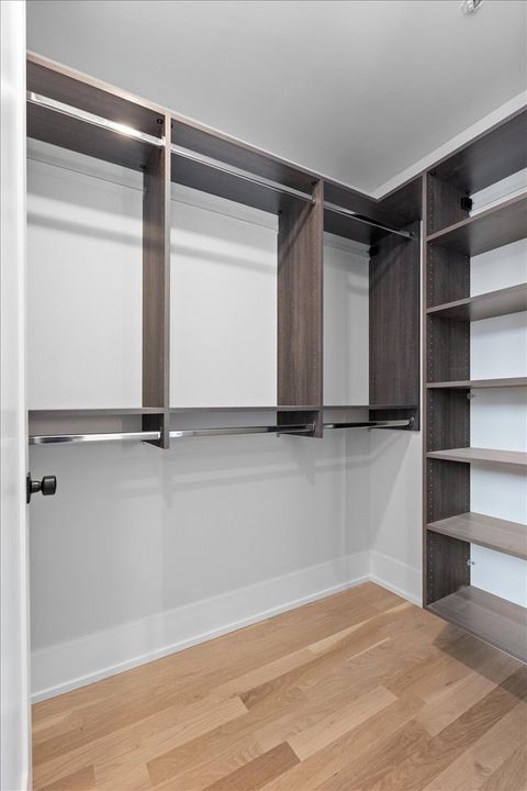 Tiny photo for 2405 W Sunnyside Avenue #5S, Chicago, IL 60625 (MLS # 12468587)