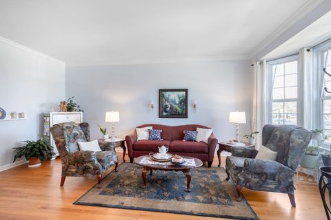 Tiny photo for 673 Central Avenue, Deerfield, IL 60015 (MLS # 12615143)