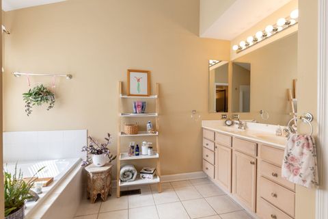 Tiny photo for 673 Central Avenue, Deerfield, IL 60015 (MLS # 12615143)