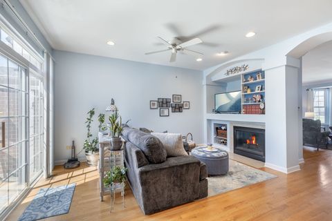 Tiny photo for 673 Central Avenue, Deerfield, IL 60015 (MLS # 12615143)