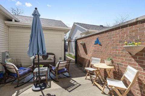 Tiny photo for 673 Central Avenue, Deerfield, IL 60015 (MLS # 12615143)