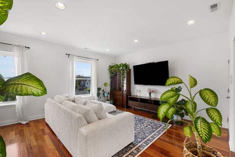 Tiny photo for 3435 W Berteau Avenue #3C, Chicago, IL 60618 (MLS # 12719528)