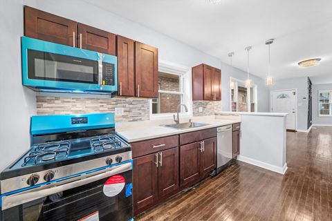 Tiny photo for 8743 S Kingston Avenue, Chicago, IL 60617 (MLS # 12505795)