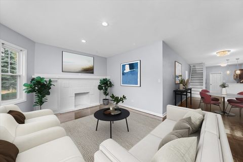 Tiny photo for 8743 S Kingston Avenue, Chicago, IL 60617 (MLS # 12505795)