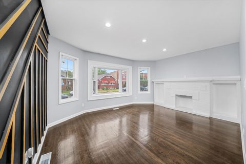 Tiny photo for 8743 S Kingston Avenue, Chicago, IL 60617 (MLS # 12505795)