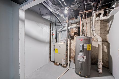 Tiny photo for 8743 S Kingston Avenue, Chicago, IL 60617 (MLS # 12505795)