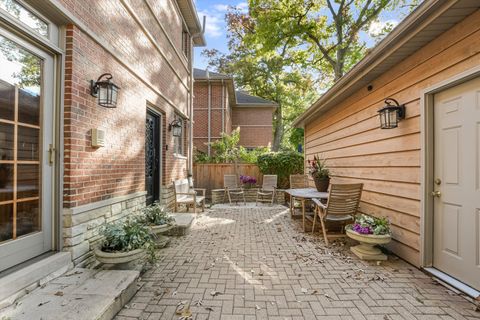 Tiny photo for 300 S Rose Avenue, Park Ridge, IL 60068 (MLS # 12509988)