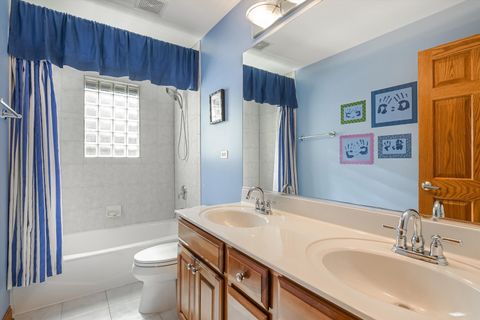 Tiny photo for 300 S Rose Avenue, Park Ridge, IL 60068 (MLS # 12509988)