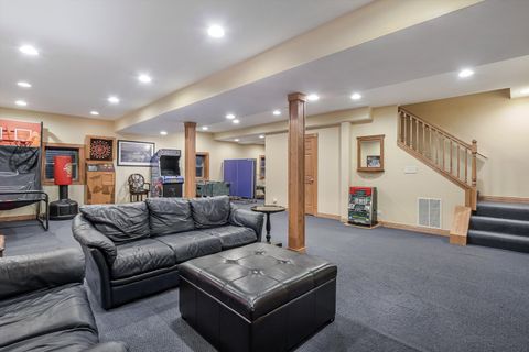 Tiny photo for 300 S Rose Avenue, Park Ridge, IL 60068 (MLS # 12509988)