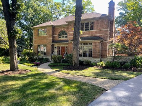 Tiny photo for 300 S Rose Avenue, Park Ridge, IL 60068 (MLS # 12509988)