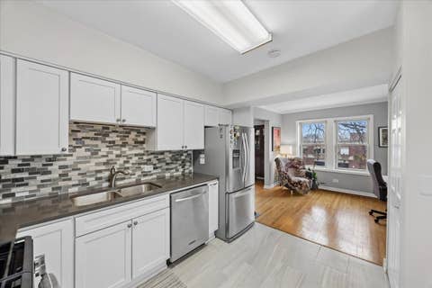 Tiny photo for 65 E Harris Avenue #2A, La Grange, IL 60525 (MLS # 12698273)