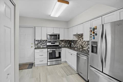 Tiny photo for 65 E Harris Avenue #2A, La Grange, IL 60525 (MLS # 12698273)