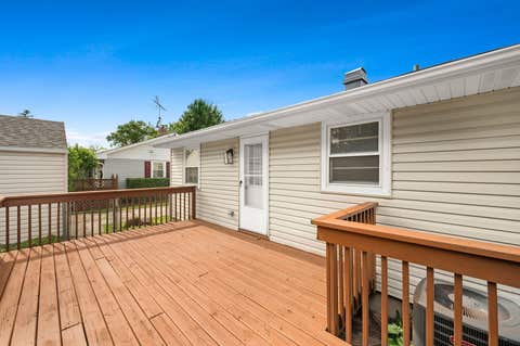 Tiny photo for 415 Alma Terrace, Cary, IL 60013 (MLS # 12675615)