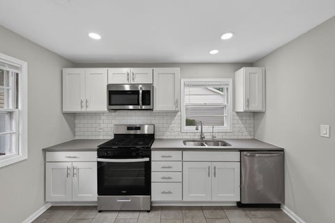 Tiny photo for 415 Alma Terrace, Cary, IL 60013 (MLS # 12675615)
