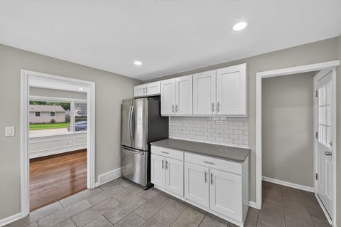Tiny photo for 415 Alma Terrace, Cary, IL 60013 (MLS # 12675615)