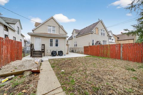 Tiny photo for 1142 N Mason Avenue, Chicago, IL 60651 (MLS # 12594478)