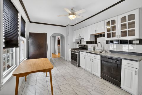 Tiny photo for 1142 N Mason Avenue, Chicago, IL 60651 (MLS # 12594478)