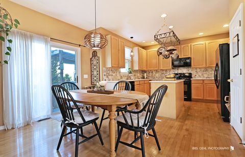 Tiny photo for 2726 Providence Lane, Lindenhurst, IL 60046 (MLS # 12485620)