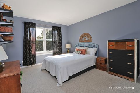 Tiny photo for 2726 Providence Lane, Lindenhurst, IL 60046 (MLS # 12485620)